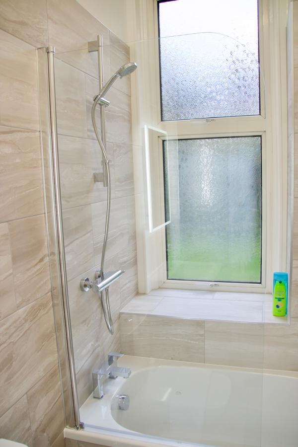 2 Bedroom Flat Off Leith Walk Accommodates 7 Edinburg Exteriör bild