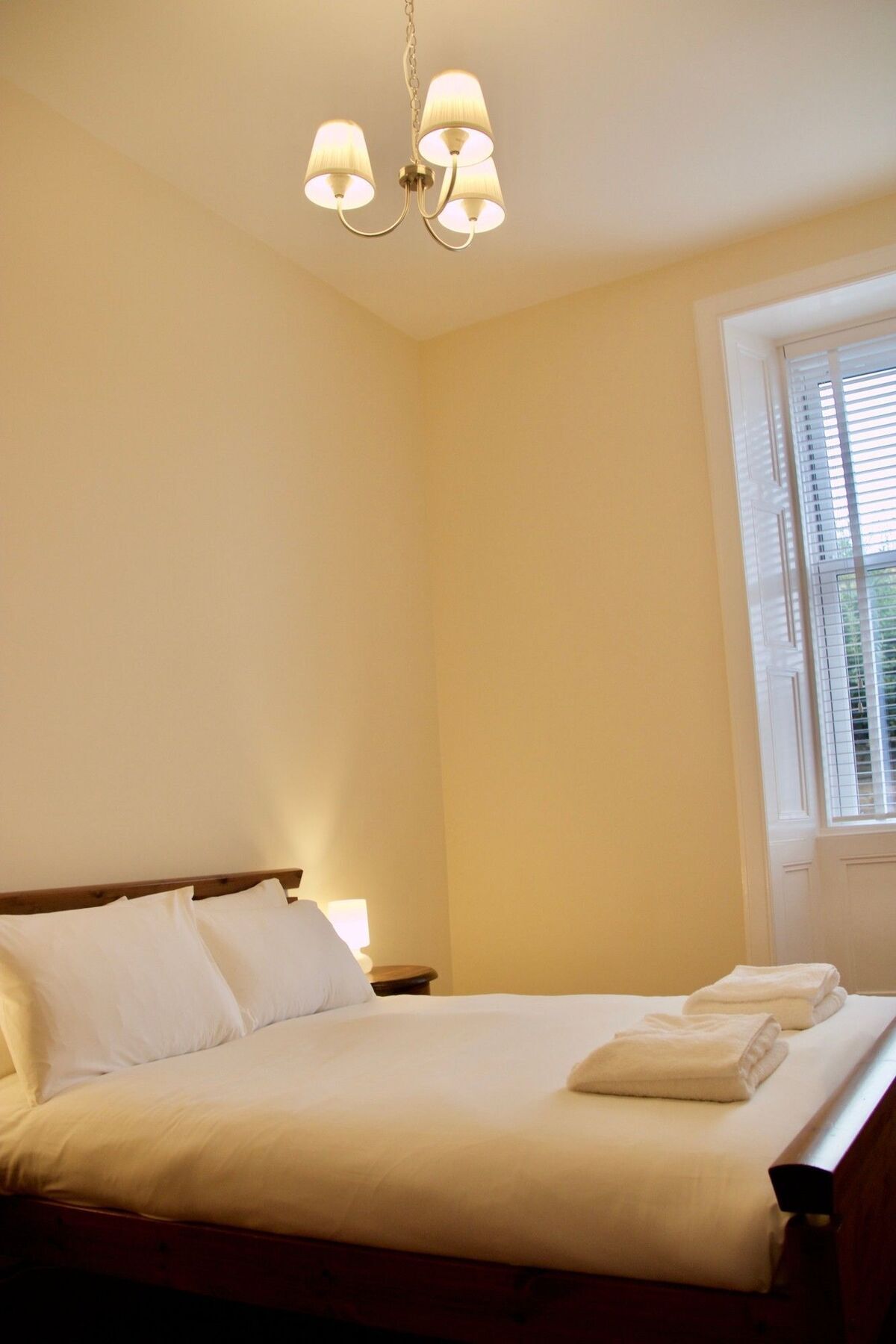 2 Bedroom Flat Off Leith Walk Accommodates 7 Edinburg Exteriör bild